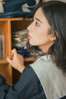 黑涩会
